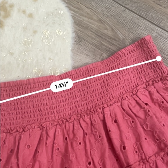 American Eagle hot pink tiered mini skirt - Picture 4 of 4